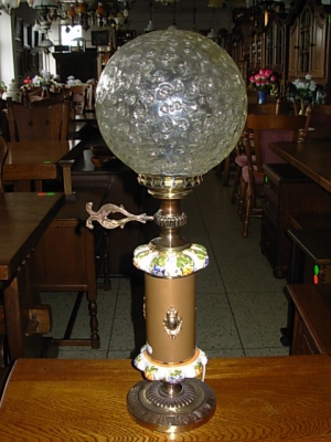 č.263 lampa stolní