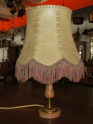 č.1362 lampa stolní