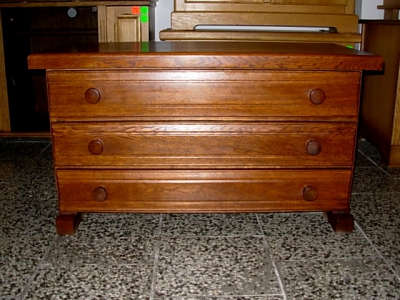č.948 komoda šuplíková