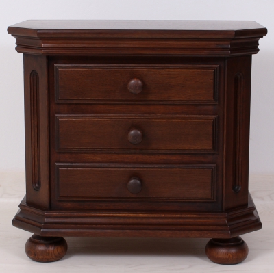 č.726 komoda šuplíková