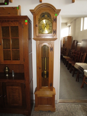 č.1647 hodiny sloupové mechanické