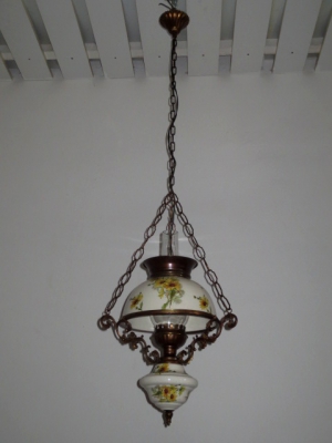 č.285 lustr na řetězu