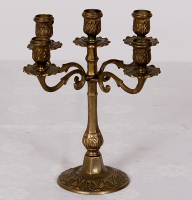 č.712 svícen mosazný 5 ramen