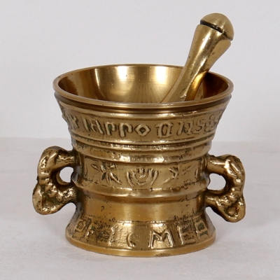 č.1783 hmoždíř mosazný