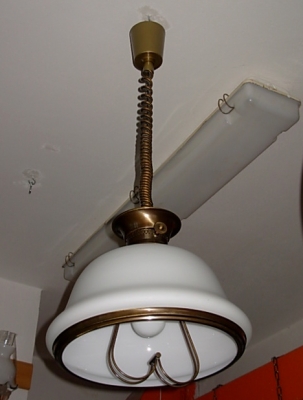 č.514 lustr stahovací