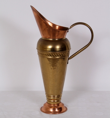 č.1413 nádoba mosazná