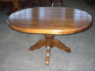 č.2592 kuchyňský stůl oválný 149x117 cm