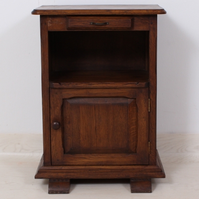 č.637 komoda masiv dub